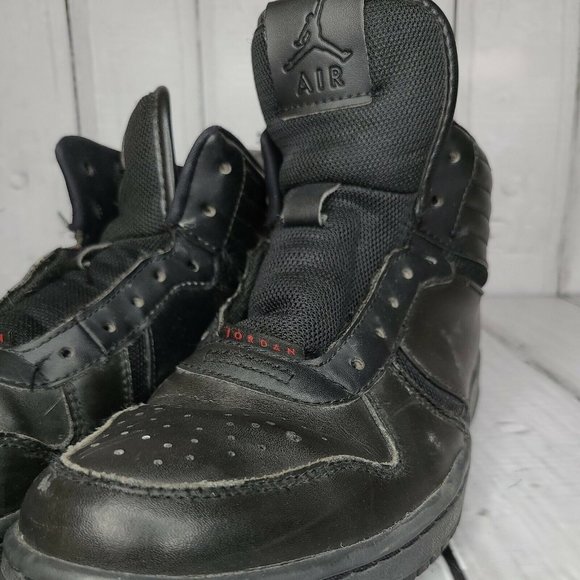 Nike Air Jordan Heritage Black Red Basketball Shoes 886312-001 - Men’s Size 8 - Picture 5 of 10